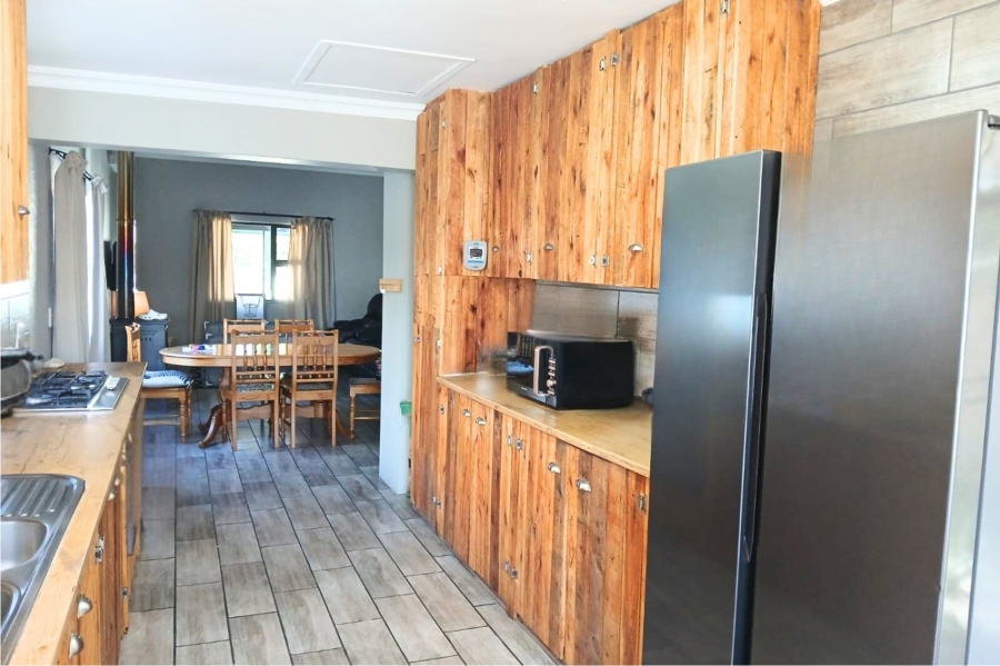 To Let 3 Bedroom Property for Rent in Lochnerhof Western Cape